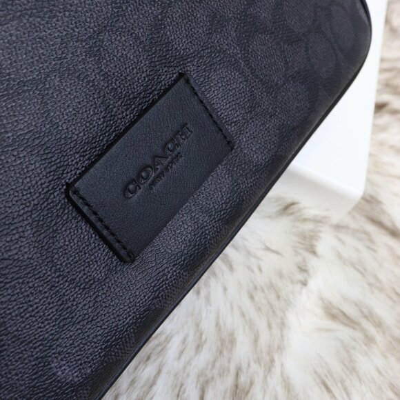 NWT (+ Video Listing)  Coach District Signature Canvas Crossbody Bag Men's CV761 - Picture 8 of 15